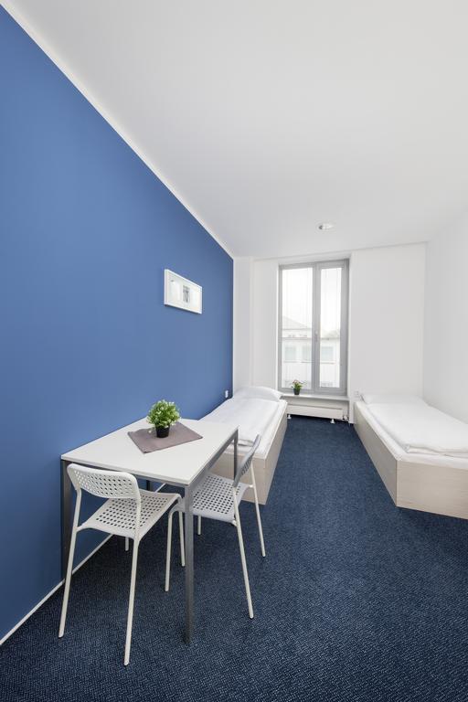 Hotel & Hostel Letov Prague Exterior photo
